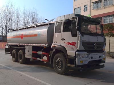 國五重汽斯太爾后雙橋運油車